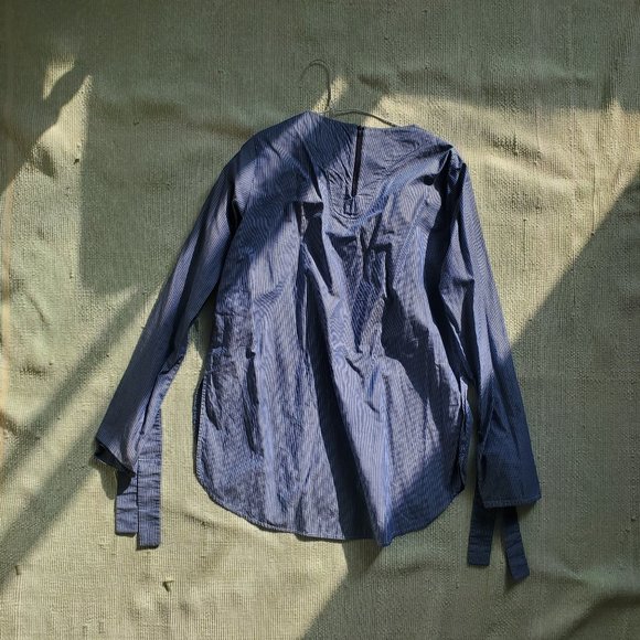 Blue striped blouse - Picture 1 of 2